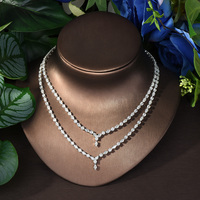 Parure de bijoux style vintage : collier et boucles d'oreilles délicates, effet visage affiné, zircon cubique, unique, pour mariée, mariage S-82