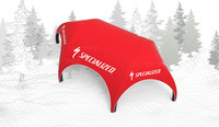 Tienda de campaña de cúpula X inflable negra, tienda sellada de aire deportiva inflable personalizada de 5x12 M para eventos al aire libre