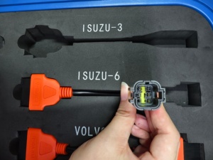 Xtruck 6-Pin Male OBD2 Diagnostic Cable for Isuzu Y009 Truck-12-24V - Product Image 6