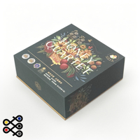 Boîte en carton rigide pour impression artistique avec compartiment en mousse floquée, pelliculage mat, gaufrage, revêtement UV et doublure en éponge pour emballage cadeau