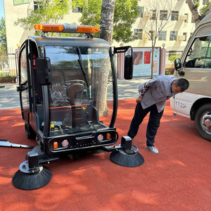 Ride-on Street for <b>Car</b> & Truck 200l Bin Capacity Cold Water Cleaning <b>Machine</b> - Product Image 4