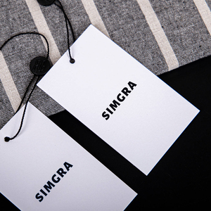 Étiquettes volantes en papier de coton personnalisées, étiquette pivotante noire estampée à chaud avec logo et <span class=keywords><strong>ficelle</strong></span> d'étanchéité pour accessoires de jeans, papier épais - Product Image 1