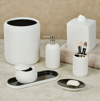 Ensemble d'accessoires de bain de salle de bain en polyrésine blanche de 7 pièces au design Offre Spéciale pour le ménage