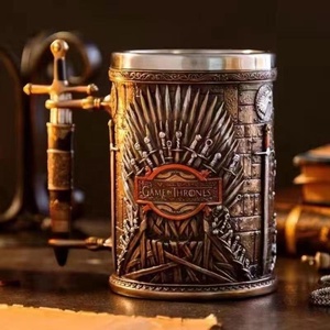 Chope à bière Game of Thrones Stark Wolf Tankard Winter Is Coming en résine et acier inoxydable - Product Image 5