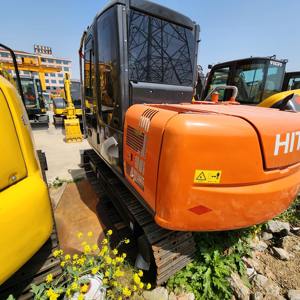 Japon Original utilisé Hitachi ZX70 Mini pelle sur chenilles hydraulique d'occasion HITACHI ZX55 ZX60 ZX70 Spot Sale - Product Image 4