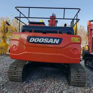 รถขุดมือสอง Doosan DX300 30 ตัน พร้อมเครื่องยนต์ DL08 รับประกัน 1 ปี น้ำหนักเครื่อง 30000 กก. ขาย - Product Image 3