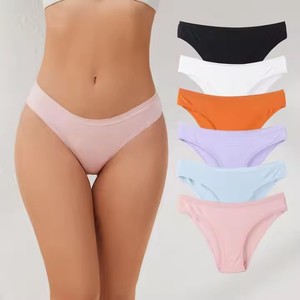 Slip Bikini da Donna Personalizzabili in Taglia e Colore, Tinta Unita, <span class=keywords><strong>per</strong></span> Uso Quotidiano, con Design a Vita a V e Servizio di Stampa - Product Image 1