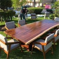 Table de salle à manger en bois massif de noyer naturel de luxe avec plateau en Bubinga et bord naturel en Acacia Suar
