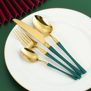 Ensemble de 4 cadeaux en acier inoxydable bon marché <span class=keywords><strong>Vaisselle</strong></span> créative <span class=keywords><strong>Couverts</strong></span> blancs et dorés - Product Image 5