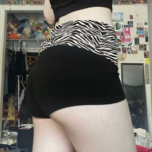 Shorts Casuales de Punto con Estampado de Cebra para Mujer, Cintura Elástica Deportiva, Moda de Verano, Pantalones Cortos Versátiles para Dama - Product Image 6