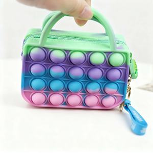 Monedero de Silicona con Diseño de Camuflaje, Creativo y Moderno, para Chicas, con Cierre y Diseño Divertido - Product Image 3