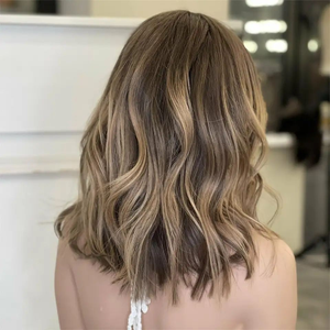 วิกผมบ๊อบลอนคลื่นแบบหลวมๆ <span class=keywords><strong>สี</strong></span><span class=keywords><strong>คารา</strong></span><span class=keywords><strong>เมล</strong></span> ขนาด 14 นิ้ว <span class=keywords><strong>ผม</strong></span>แท้รัสเซีย  ฐานลูกไม้โปร่งใส  ความหนาแน่น 150%  แบบ 4*4  ขายดี - Product Image 5