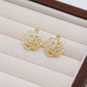 Pendientes de Botón de Circonita Rosa Francesa de Lujo de Alta Gama, Nuevo Diseño de Doble Cara, Versátiles, Chapados en Oro y Cobre, Exquisitos, para Regalo - Product Image 5