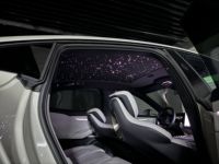 Décoration de plafond de voiture à fibres optiques effet ciel étoilé dynamique, étoiles filantes, romantique, colorée, facile à installer