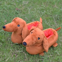 Pantoufles en peluche d'animaux de maison mignons pour hommes et femmes Design pantoufles en peluche d'hiver floues antidérapantes teckel