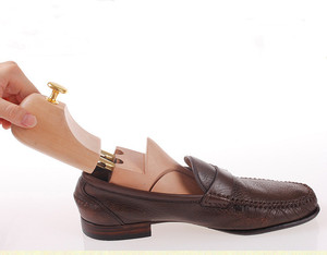 Árbol de zapatos grande de doble tubo para hombre, árbol de zapatos de madera ajustable con logotipo personalizado de fábrica de China, gratis - Product Image 3