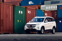 Magasin officiel Véhicule le moins cher Wuling Hongguang S3 Mpv 5 portes 7 sièges Nouvelle voiture de tourisme Grand espace Voiture à essence à bas prix