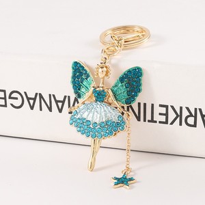 Llavero de niña ángel con diamantes de imitación y cristal, accesorio colgante para bolso, bonito llavero esmaltado para mujer - Product Image 3
