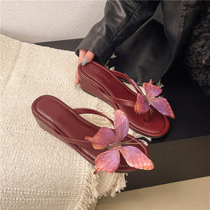 Nuevas Sandalias de Plataforma con Punta Abierta y Decoración de Mariposas para Mujer, Calzado Elegante de Primavera/Verano, Venta al Por Mayor, Fabricación OEM, Logotipo Personalizado - Product Image 4