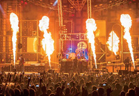 Éclairage Audio vidéo professionnel Pro Fire Flame Machine Équipement de flamme à tête mobile à 210 degrés pour les concerts en plein air DJ Stages