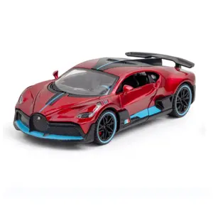 Toyhome BugattiDivoモデルスーパーカー合金車両モデルキッズシミュレーションおもちゃ132ダイキャストモデルカー光と音