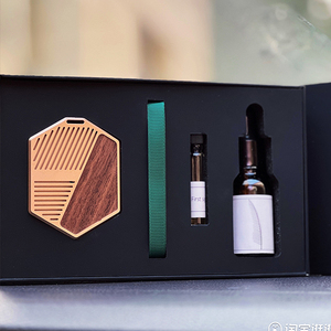 Ambientador de madera EVA personalizado OEM, fragancia de limón y Rosa de lujo, accesorio colgante para coche, aleación de <span class=keywords><strong>Perfume</strong></span> sólido de larga duración - Product Image 6