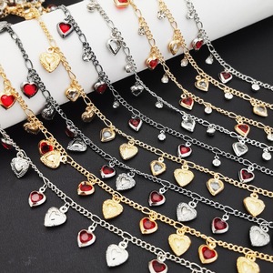 Chaîne de cheville indienne traditionnelle Payal en or antique, faite à la main, avec perles, accessoire festif vintage pour femme - Product Image 5