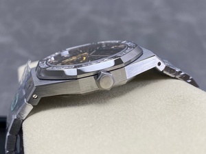 Montre mécanique de plongée de luxe de qualité supérieure, étanche, 41 mm, mouvement THB Factory 3132, 15412, squelette serti de diamants - Product Image 4