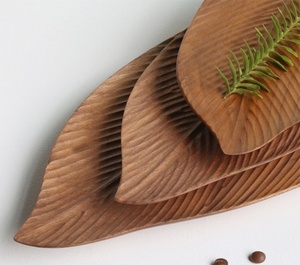 Wholesale Solid Acacia Wooden Serving Organizer Shaped Walnut <strong>Wood</strong> Food <strong>Plate</strong> with Leaves for Fruits Storage Dishes &amp; <strong>Plates</strong> - Product Image 4