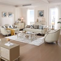Ensemble de canapés en bois européen de luxe avec sièges en cuir beige et cadre sculpté à la main pour grande salle de séjour