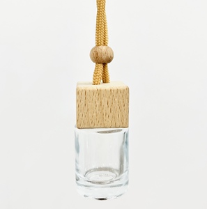 Nhà máy sản xuất Tùy Chỉnh Treo Rỗng Xe khuếch tán hương thơm chai với nắp bằng gỗ - Product Image 2