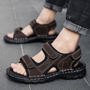 Chaussons de luxe pour hommes, confortables, en cuir souple, sandales plates tendance, tongs, chaussures décontractées, sandales antidérapantes pour hommes - Product Image 2