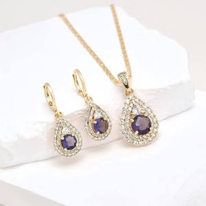 Collar y Pendientes con Foto Personalizada, Chapados en Oro, Estilo Élfico, para Mujer, Joyería de Compromiso, Diseño Personalizado, Elegante y Moderno, Gran Venta - Product Image 1