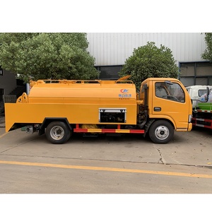 Autocarro Nuovo di Zecca DFAC 4x2 Giallo per Pulizia Fognature ad Alta Pressione con Serbatoio d'Acqua da 5.000 Litri in Vendita - Product Image 2
