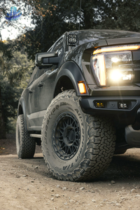 Rines Todoterreno KMC ATTACK con Patrón de Pernos para Ford F150 Raptor y Chevy Suburban - Product Image 5