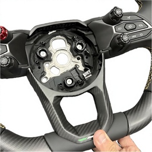Volante de Fibra de Carbono de Alta Calidad Compatible con Lamborghini Aventador Revuelto Edición Limitada - Product Image 5