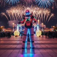 LiqVis Vêtements lumineux LED professionnels rechargeables et personnalisables pour robot marcheur sur échasses, pour spectacles, fêtes et festivals