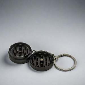 Accessoires pour fumeurs CN, porte-clés en gros, moulin à herbes manuel, moulin à tabac en métal zinc - Product Image 4