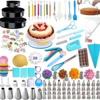 Ensemble de 493 pièces pour la pâtisserie : plateau tournant, outils de décoration de gâteaux, douilles décoratives russes