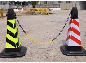 75cm PVC phản chiếu giao thông chướng ngại vật tốc độ cao Ice Cream Cone với cao su cơ sở vuông nhựa cảnh báo giao thông Băng - Product Image 2