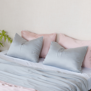 Fabricante de Ropa de Cama de Vietnam, Funda de Almohada 100% Viscosa de Bambú Orgánica, Estilo Hotel, Azul Sólido, 300 Hilos, 60s, Suave, Lisa y Ecológica - Product Image 1