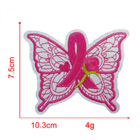 Vente en gros de patchs brodés papillon à appliquer au fer à repasser avec un joli slogan sur la santé des seins et un logo de ruban rose