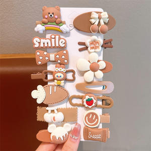 Set de 14 Pinzas para el Cabello para Niñas con Dibujos Animados de Arcoíris Brillantes para Niñas y Adolescentes, Lindos Accesorios para el Cabello al por Mayor en Caja de Regalo - Product Image 3