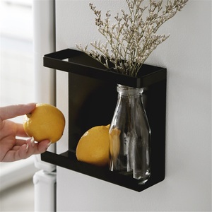 Étagères magnétiques pour réfrigérateur de cuisine, forme cubique, finition brillante, design classique, installation sans perçage, capacité 0-1L, 5kg - Product Image 1