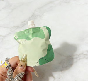 Crema de Manos Energizante PEACH JO+ con Aroma a Jazmín y Gardenia, Hidratante y Perfumada para Mujer, para Todo Tipo de Piel - Product Image 4