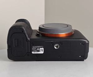 Appareil photo hybride Sony A7 II d'occasion, boîtier, 24,3 MP, plein format, stabilisation 5 axes, bon état, prêt à être expédié - Product Image 3