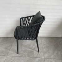 Chaise de salle à manger en aluminium Uplion, chaise de bistrot moderne d'extérieur, chaise de restaurant en aluminium avec corde tressée