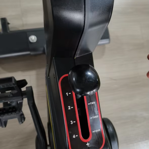 Équipement de fitness commercial de haute qualité Spinning Bike 2030A - Product Image 4
