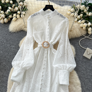 Robe longue décontractée brodée en creux col rond robe femmes manches lanterne cravate taille fine robe élégante mode femmes <span class=keywords><strong>vêtements</strong></span> - Product Image 2