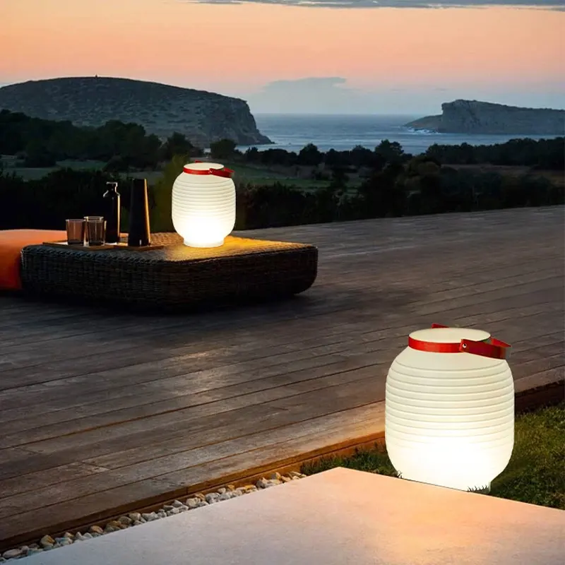 Wholesale NEW Outdoor Portable Waterproof Garden Smart LED Lamp With Speaker Living Room Decorate Light